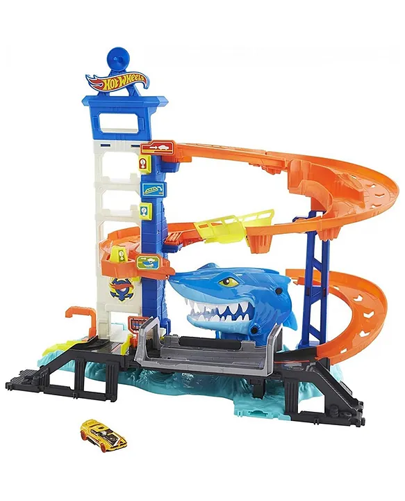 Hot Wheels Track Set and Die Cast Free Wheel 1:64 Scale Toy Car with City Shark Nemesis Challenge Blue & Orange (Car color and style may vary)